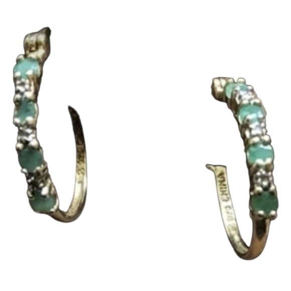 Emerald Earrings Hook Closure New - Picture 2 of 7